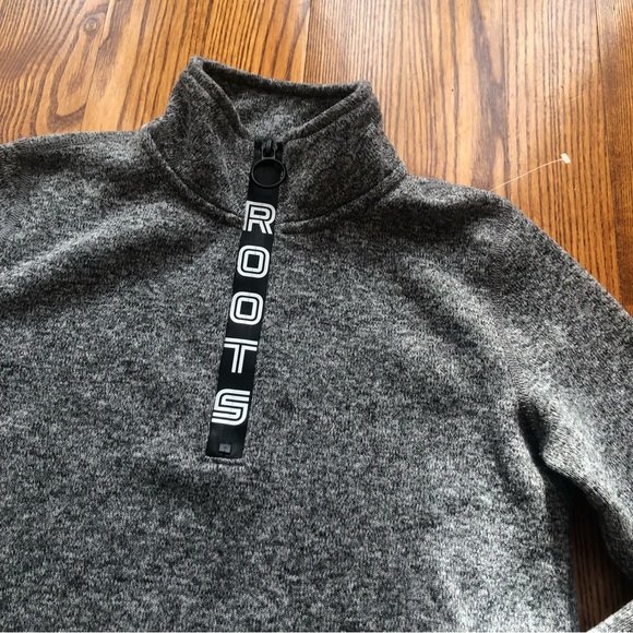 NEW ROOTS HALF ZIP PULL OVER SWEATER CREWNECK - Picture 3 of 16